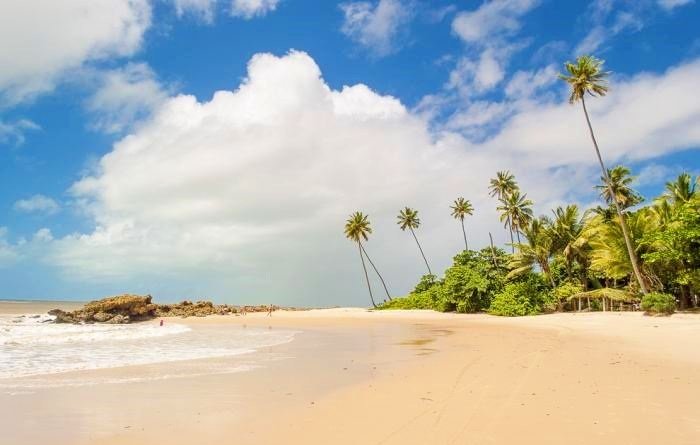 Julho deixa Jacumã mais movimentada, mas ainda longe da correria do verão