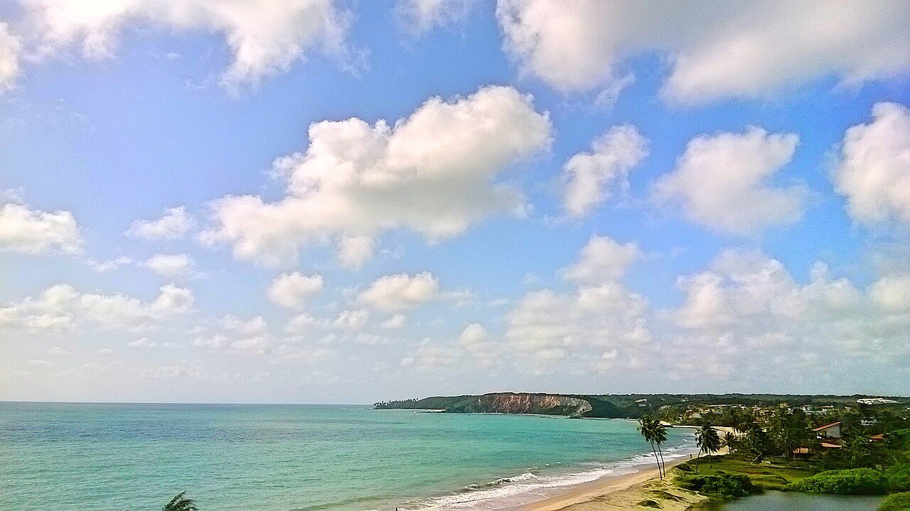 Praia de Jacumã, no município do Conde, Paraíba